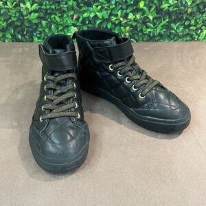 H&M Girls Black/Gold Warm Lined High Top Shoes Size 2.5 (SKU: 93G)